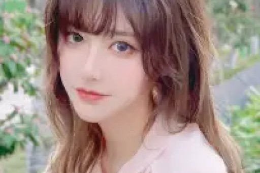 知名网红坑骗粉丝穿真货卖假货被曝光后解释自己是不小心的